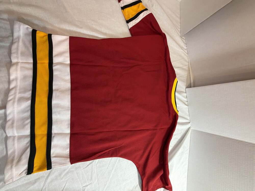 Chicago Wolves Hockey Jersey Youth M Red - Picture 3 of 5